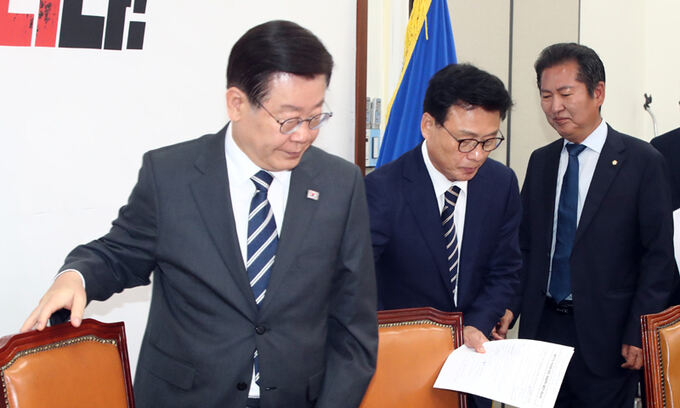 당 혁신기구 출범도 전에 좌초… 李 리더십 치명타… 내홍 재점화