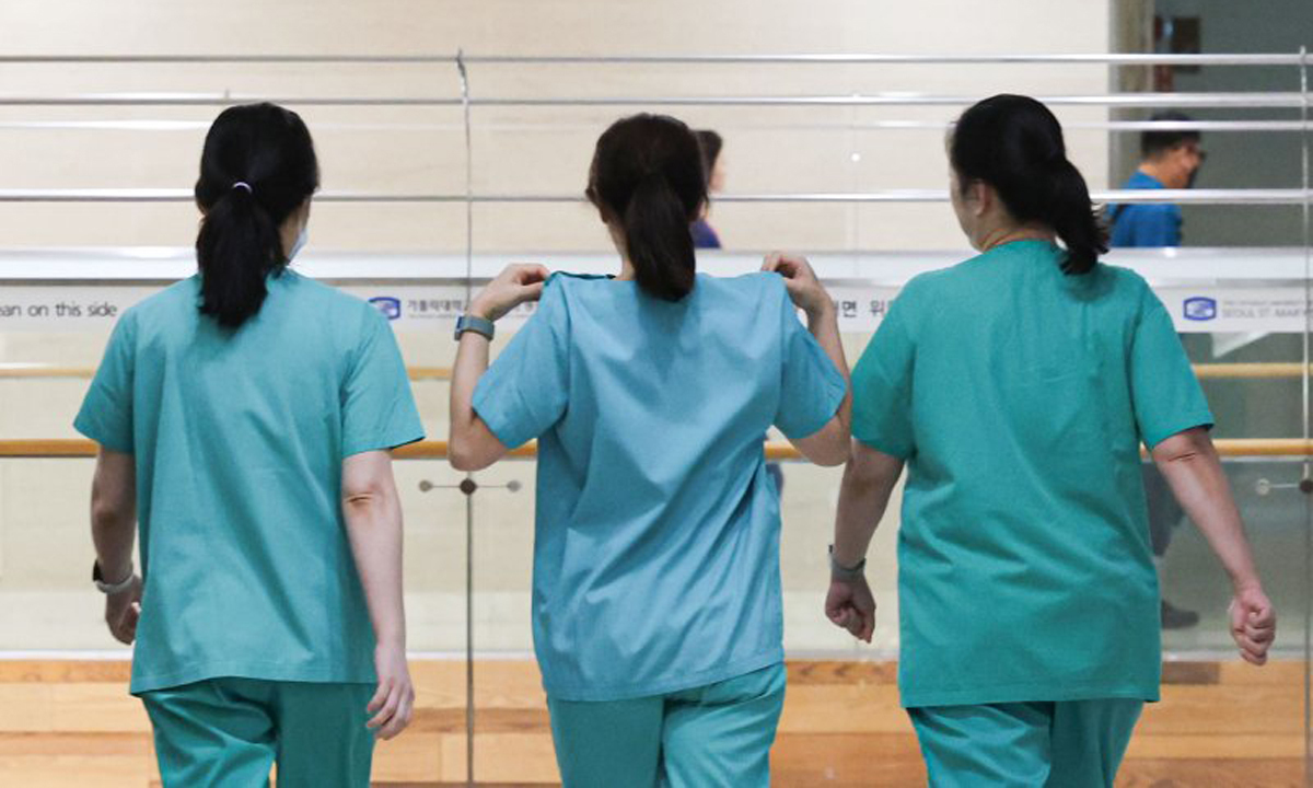 면허간호사 52만…병원 인력난의 속사정