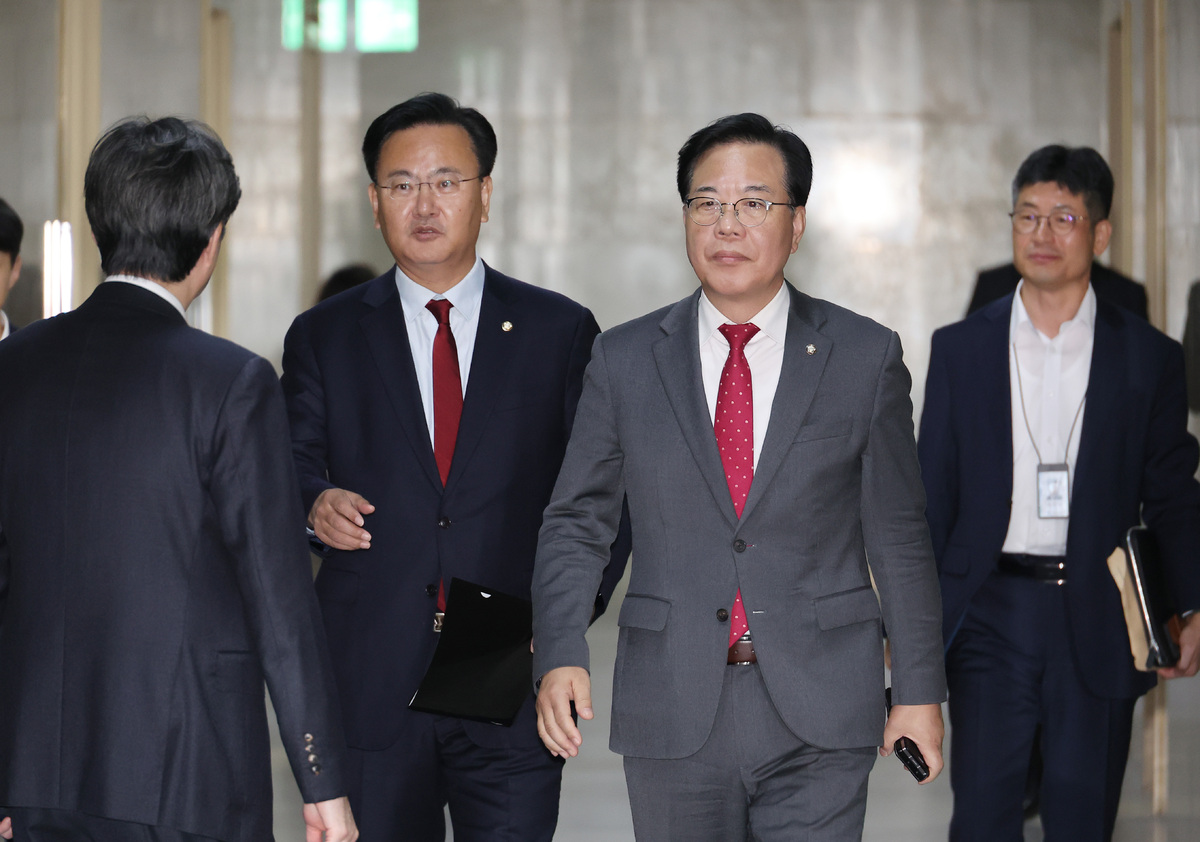 野 “정치보복 TF 구성 공식화한 것”… 與 “내란 극복 위한 불가피한 조치” [내란 협조 공직자 조사]