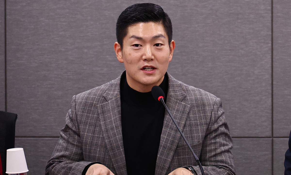 국힘 김재섭 “지도부 사과 없으면, 당내 의원 20명과 계엄 사과할 것”