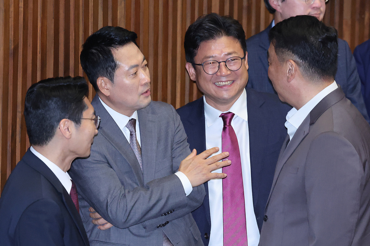 국힘 징계국면 장기화… 윤리위원 1명 사의